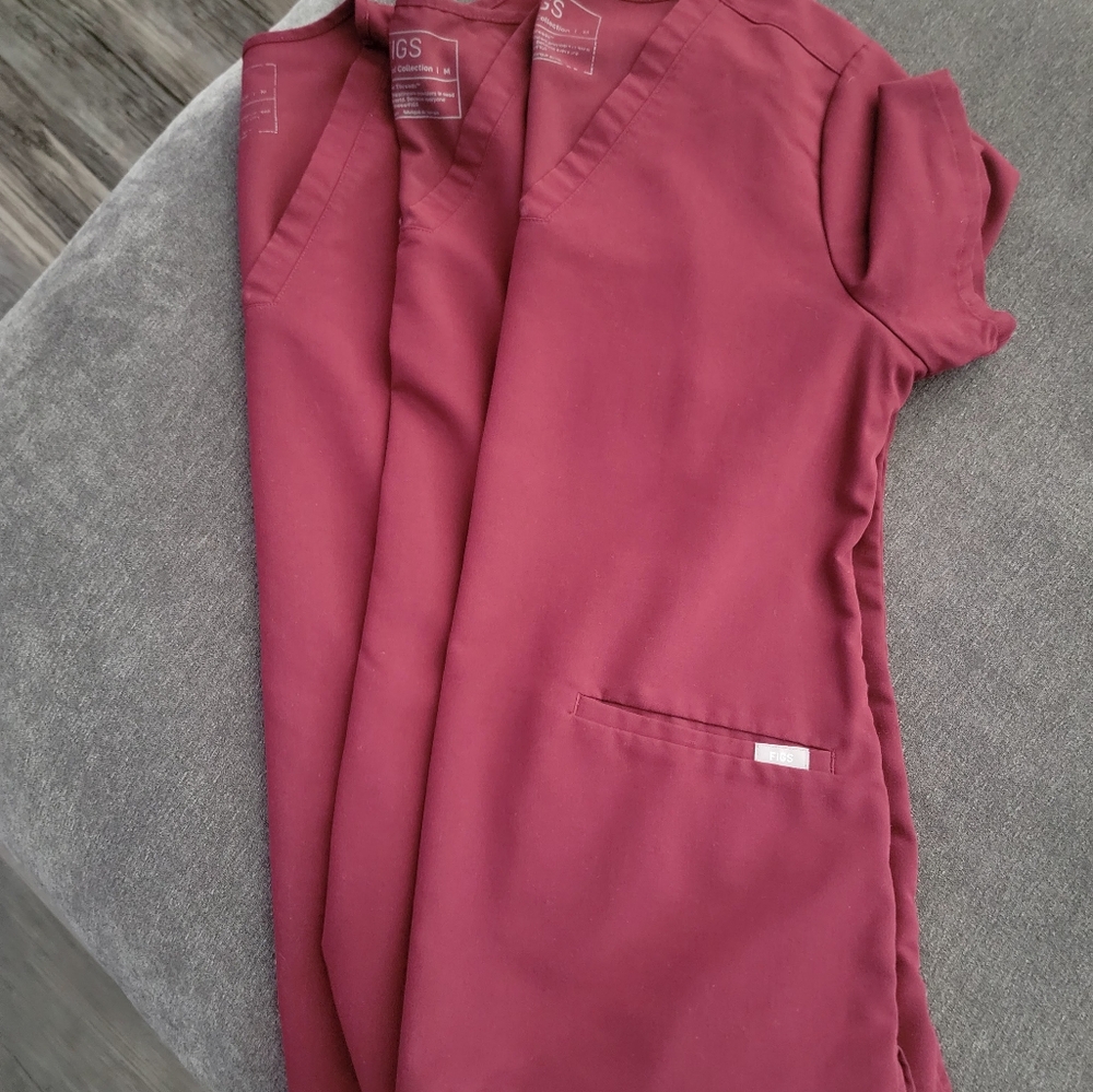 Figs Burgundy Casma 3 Pocket Scrub Top